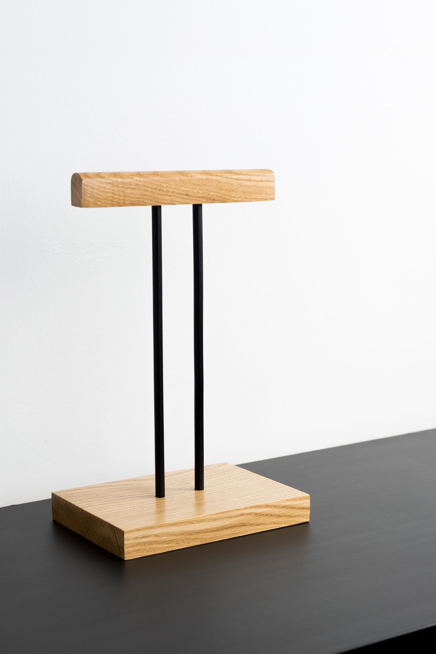 Headphone stand oak by M-ski