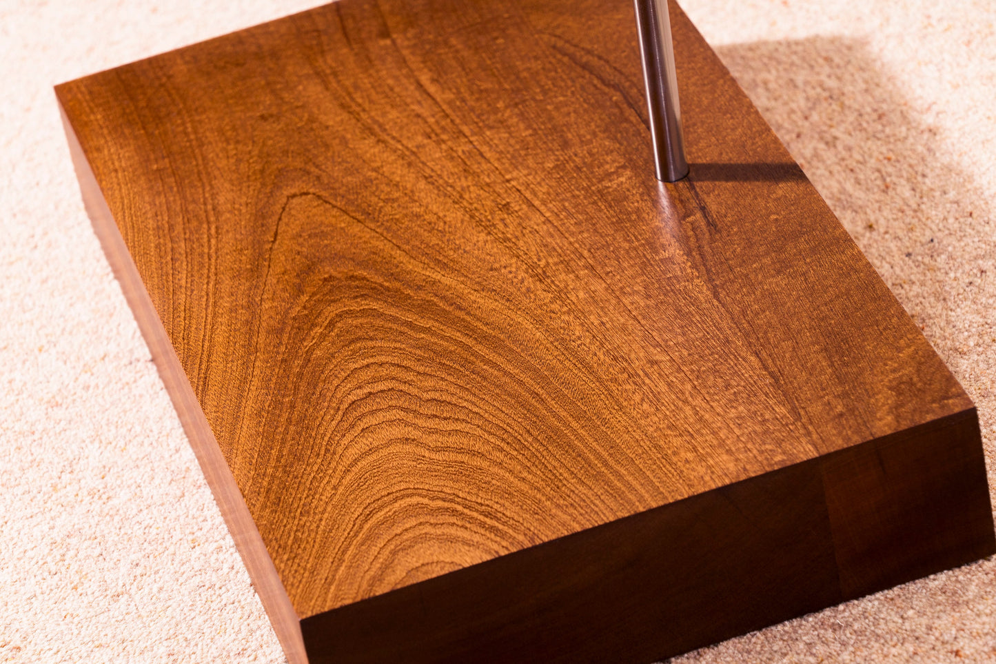 Mahogany Guitar / Bass stand - Cubic - by M-ski